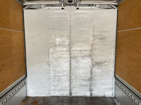 三菱ふそうキャンターアルミウイング小型（2t・3t）[写真13]