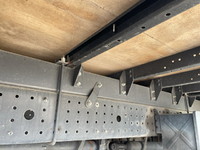 三菱ふそうキャンターアルミウイング小型（2t・3t）[写真18]