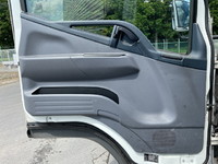 三菱ふそうキャンターアルミウイング小型（2t・3t）[写真21]