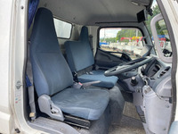 三菱ふそうキャンターアルミウイング小型（2t・3t）[写真24]