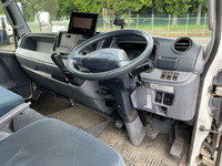 三菱ふそうキャンターアルミウイング小型（2t・3t）[写真26]