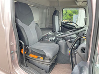 日野プロフィアトレーラーヘッド（トラクターヘッド）大型（10t）[写真32]