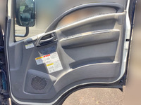 いすゞエルフコンテナ専用車小型（2t・3t）[写真27]