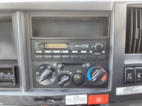 いすゞエルフコンテナ専用車小型（2t・3t）[写真34]