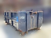 いすゞエルフコンテナ専用車小型（2t・3t）[写真08]