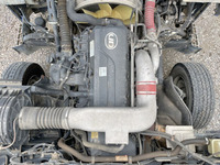 UDトラックスクオン平ボディ大型（10t）[写真26]