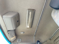 UDトラックスクオン平ボディ大型（10t）[写真32]