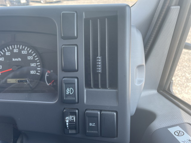 マツダタイタン平ボディ小型（2t・3t）[写真34]