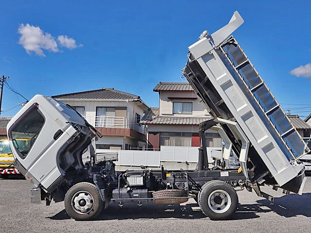 三菱ふそうキャンターダンプ小型（2t・3t）[写真11]