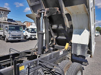 三菱ふそうキャンターダンプ小型（2t・3t）[写真12]