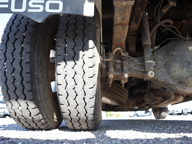 三菱ふそうキャンターダンプ小型（2t・3t）[写真22]