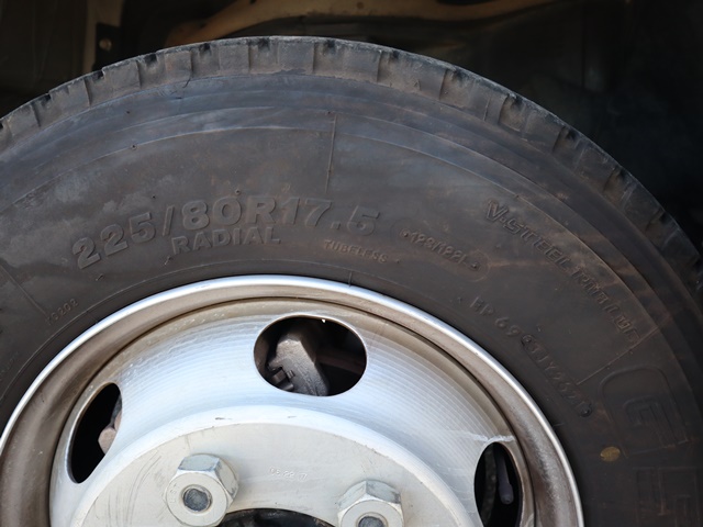 三菱ふそうキャンターダンプ小型（2t・3t）[写真25]