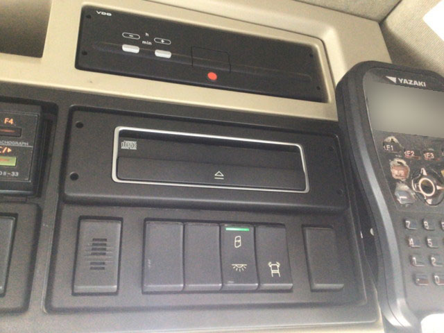 ボルボその他の車種トレーラーヘッド（トラクターヘッド）大型（10t）[写真28]