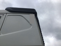 ボルボその他の車種トレーラーヘッド（トラクターヘッド）大型（10t）[写真08]