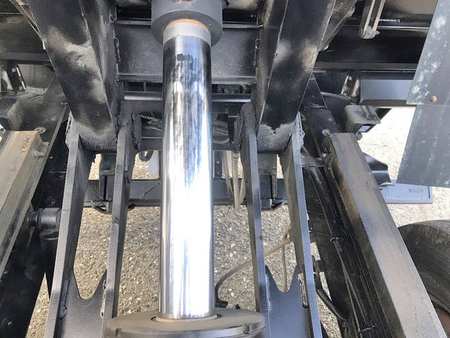 いすゞエルフローダーダンプ小型（2t・3t）[写真17]