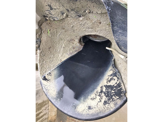 日野レンジャーミキサー車（コンクリートミキサー）中型（4t）[写真10]