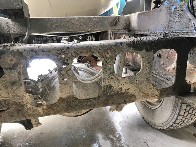 日野レンジャーミキサー車（コンクリートミキサー）中型（4t）[写真21]