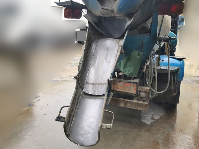 日野レンジャーミキサー車（コンクリートミキサー）中型（4t）[写真09]