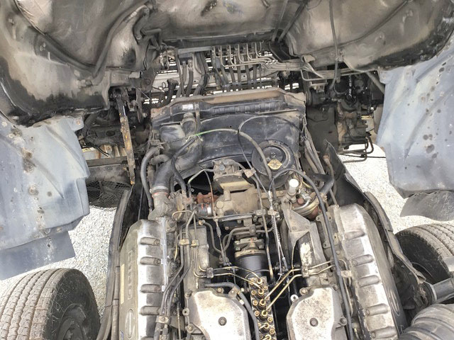 日野プロフィアセルフローダー大型（10t）[写真28]