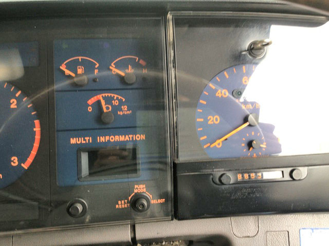 日野プロフィアセルフローダー大型（10t）[写真37]