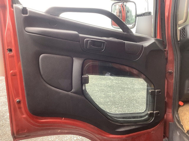 日野レンジャーアルミウイング中型（4t）[写真24]