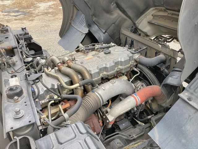 三菱ふそうスーパーグレートアルミウイング大型（10t）[写真28]