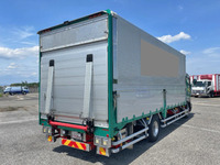 いすゞフォワードアルミウイング中型（4t）[写真02]