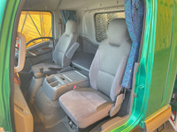 いすゞフォワードアルミウイング中型（4t）[写真32]