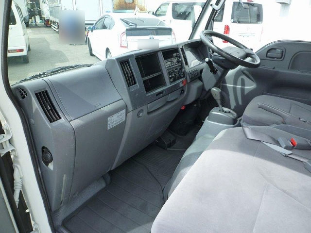 いすゞエルフオープントップバン小型（2t・3t）[写真13]