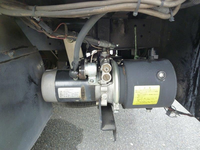 いすゞエルフオープントップバン小型（2t・3t）[写真26]