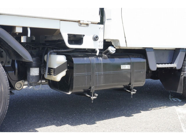 三菱ふそうキャンターダブルキャブ（Wキャブ）小型（2t・3t）[写真19]