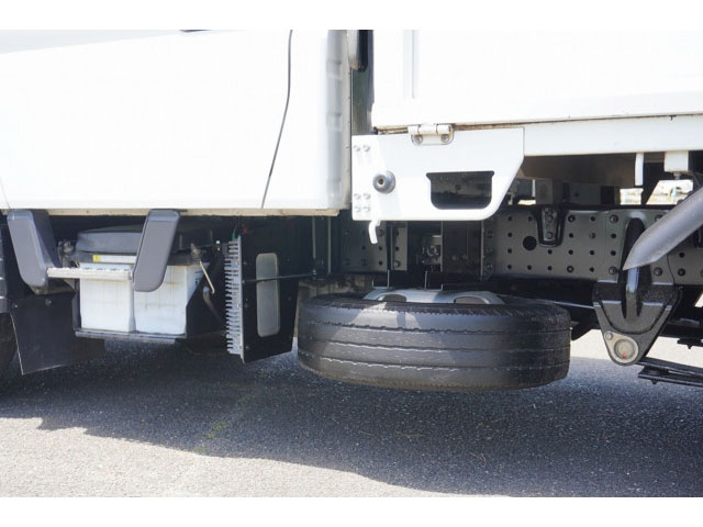 三菱ふそうキャンターダブルキャブ（Wキャブ）小型（2t・3t）[写真20]