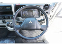 三菱ふそうキャンターダブルキャブ（Wキャブ）小型（2t・3t）[写真30]