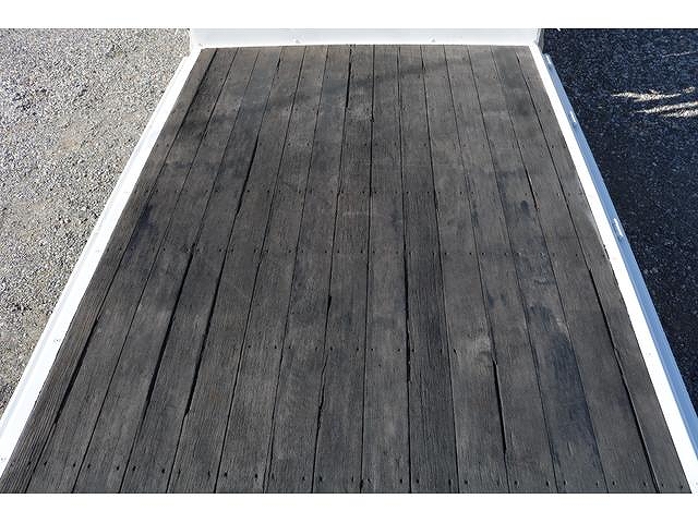 いすゞエルフクレーン3段小型（2t・3t）[写真12]