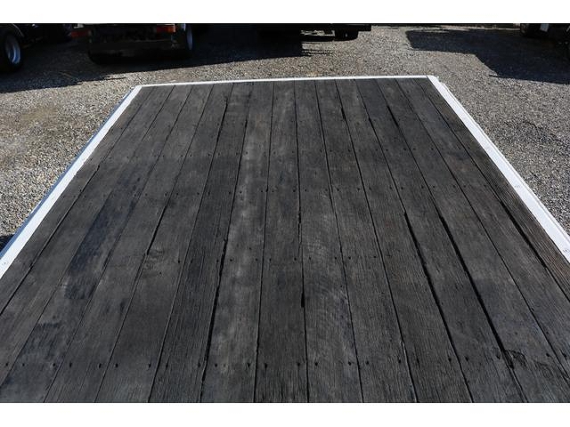 いすゞエルフクレーン3段小型（2t・3t）[写真13]