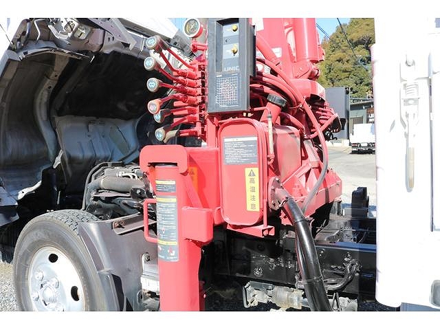 いすゞエルフクレーン3段小型（2t・3t）[写真28]