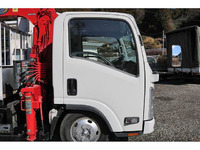 いすゞエルフクレーン3段小型（2t・3t）[写真04]