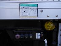 三菱ふそうキャンターアルミバン小型（2t・3t）[写真10]