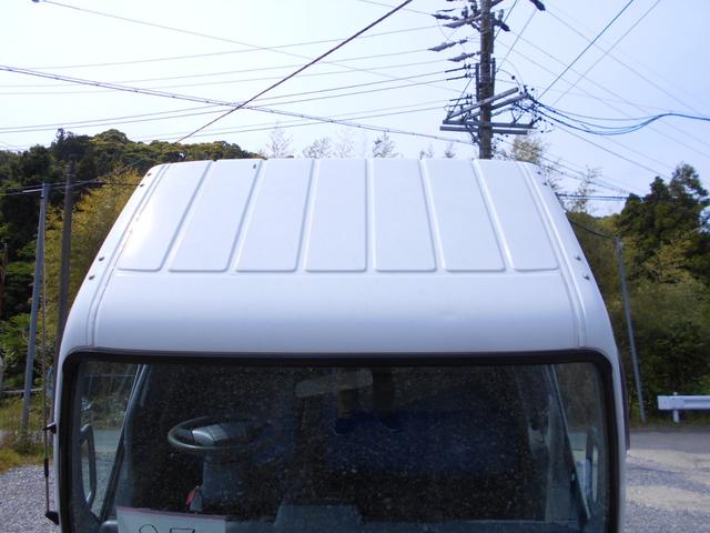 三菱ふそうキャンターアルミバン小型（2t・3t）[写真17]