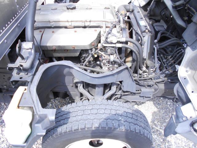 三菱ふそうキャンターアルミバン小型（2t・3t）[写真19]