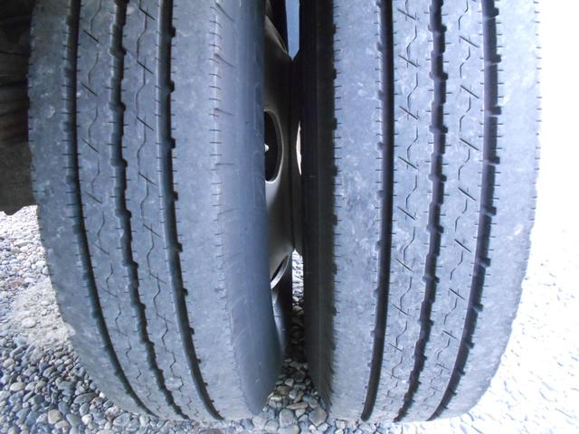 三菱ふそうキャンターアルミバン小型（2t・3t）[写真21]