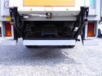 三菱ふそうキャンターアルミバン小型（2t・3t）[写真27]