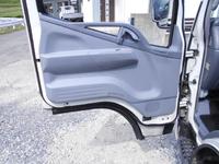 三菱ふそうキャンターアルミバン小型（2t・3t）[写真35]