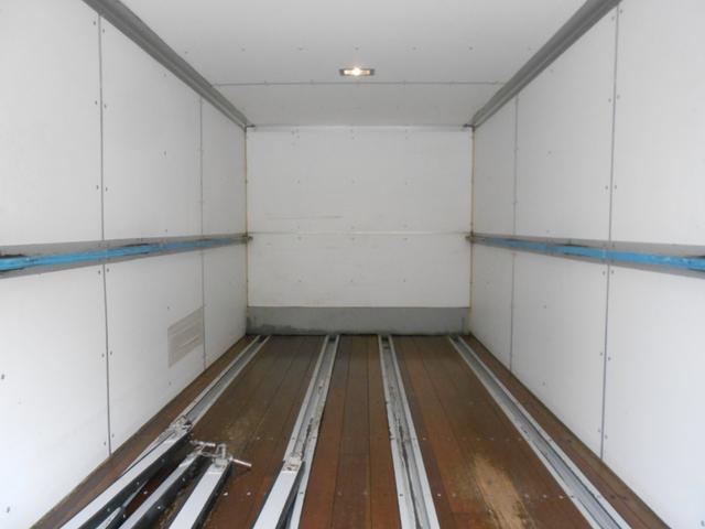 三菱ふそうキャンターアルミバン小型（2t・3t）[写真05]