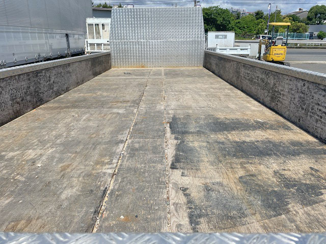 日野デュトロ平ボディ小型（2t・3t）[写真10]