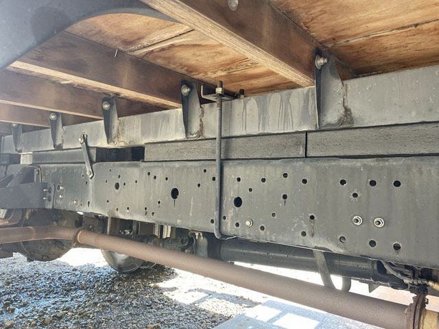 日野デュトロ平ボディ小型（2t・3t）[写真14]