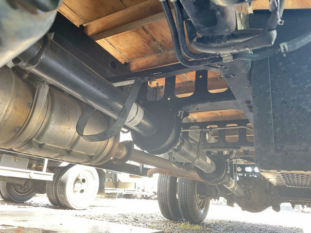 日野デュトロ平ボディ小型（2t・3t）[写真23]