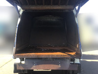 いすゞフォワードパッカー車（塵芥車）中型（4t）[写真10]