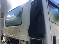 いすゞフォワードパッカー車（塵芥車）中型（4t）[写真16]