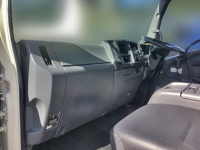 いすゞフォワードパッカー車（塵芥車）中型（4t）[写真27]